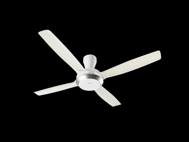 Quạt trần 4 cánh màu đen sang trọng phù hợp với các không gian sống hiện đại