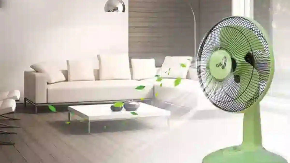 Thực hiện vệ sinh định kỳ là cách đơn giản nhất để quạt luôn chạy êm