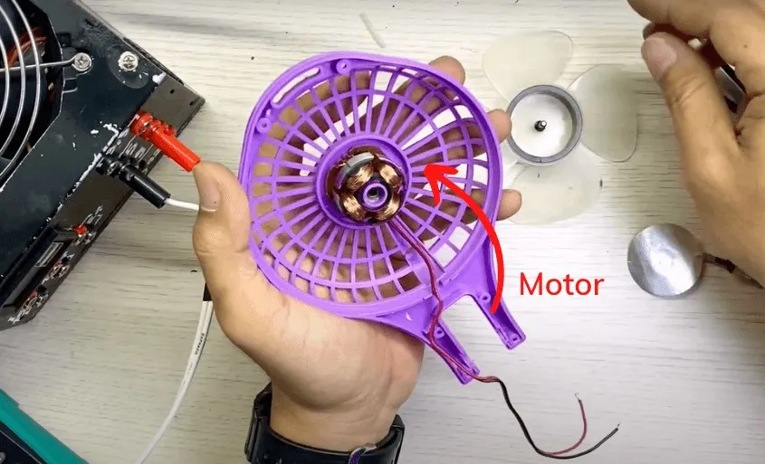 Motor là trái tim của thiết bị và cần được kiểm tra kỹ lưỡng về dòng điện định mức