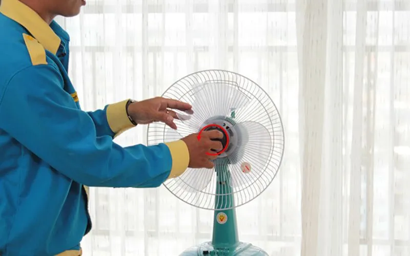 Lưu ý khi tự sửa chữa quạt điện tại nhà đảm bảo an toàn, chuẩn bị kỹ lưỡng và bảo trì đúng cách