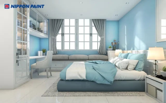 Phòng ngủ nhỏ của bé trai được nới rộng không gian nhờ sắc sơn xanh lam nhạt