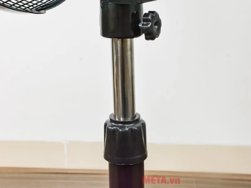 Một phiên bản quạt đứng lửng khác của Điện Cơ 91 với thiết kế tinh gọn hơn