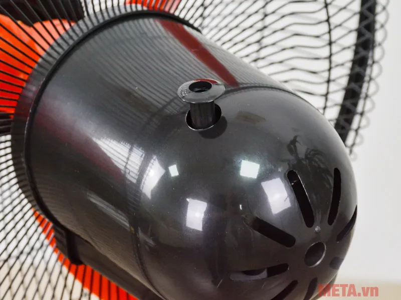 Sản phẩm khi được nâng tối đa chiều cao phù hợp để sử dụng cho phòng khách rộng